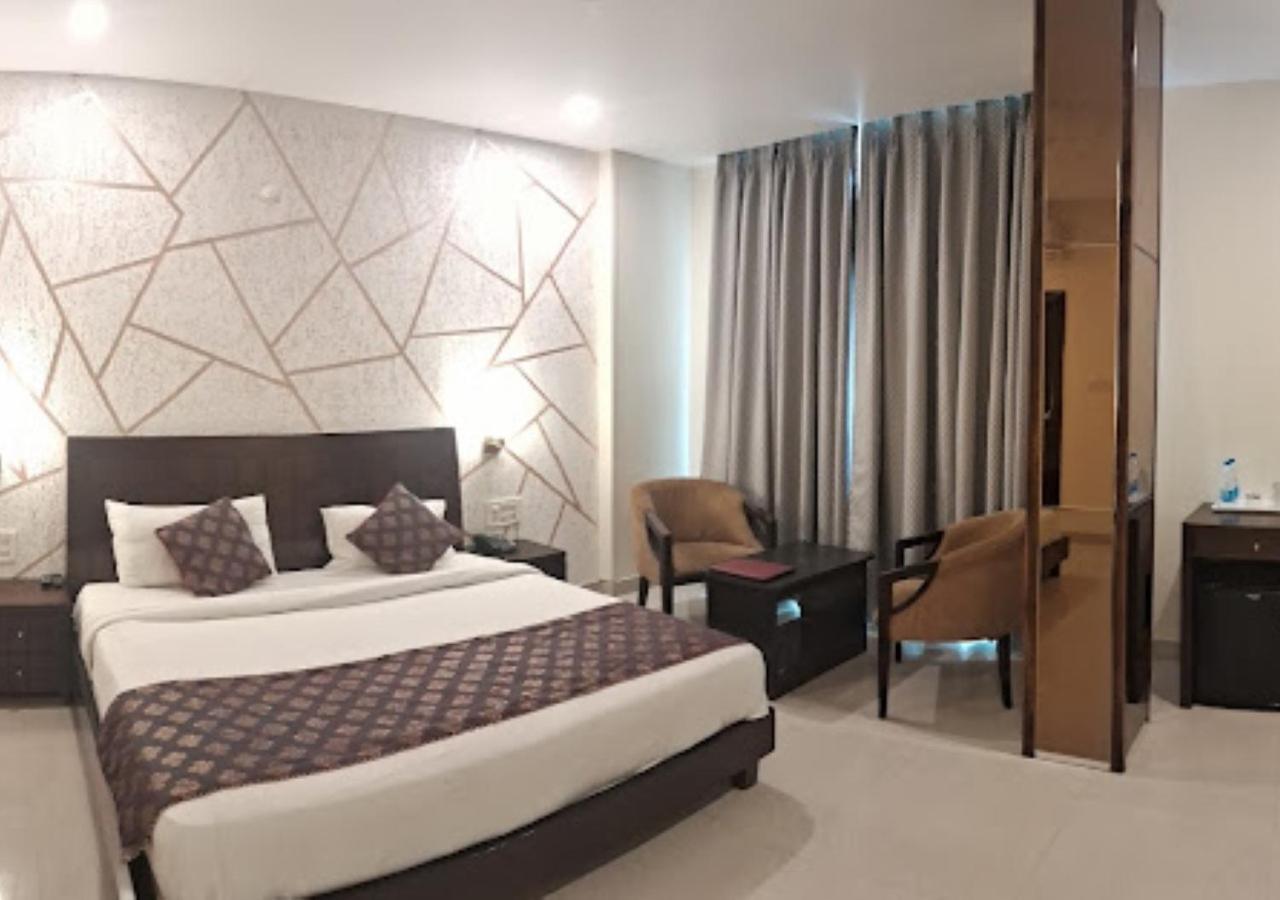 Hotel Zion Inn Varanasi Exterior photo
