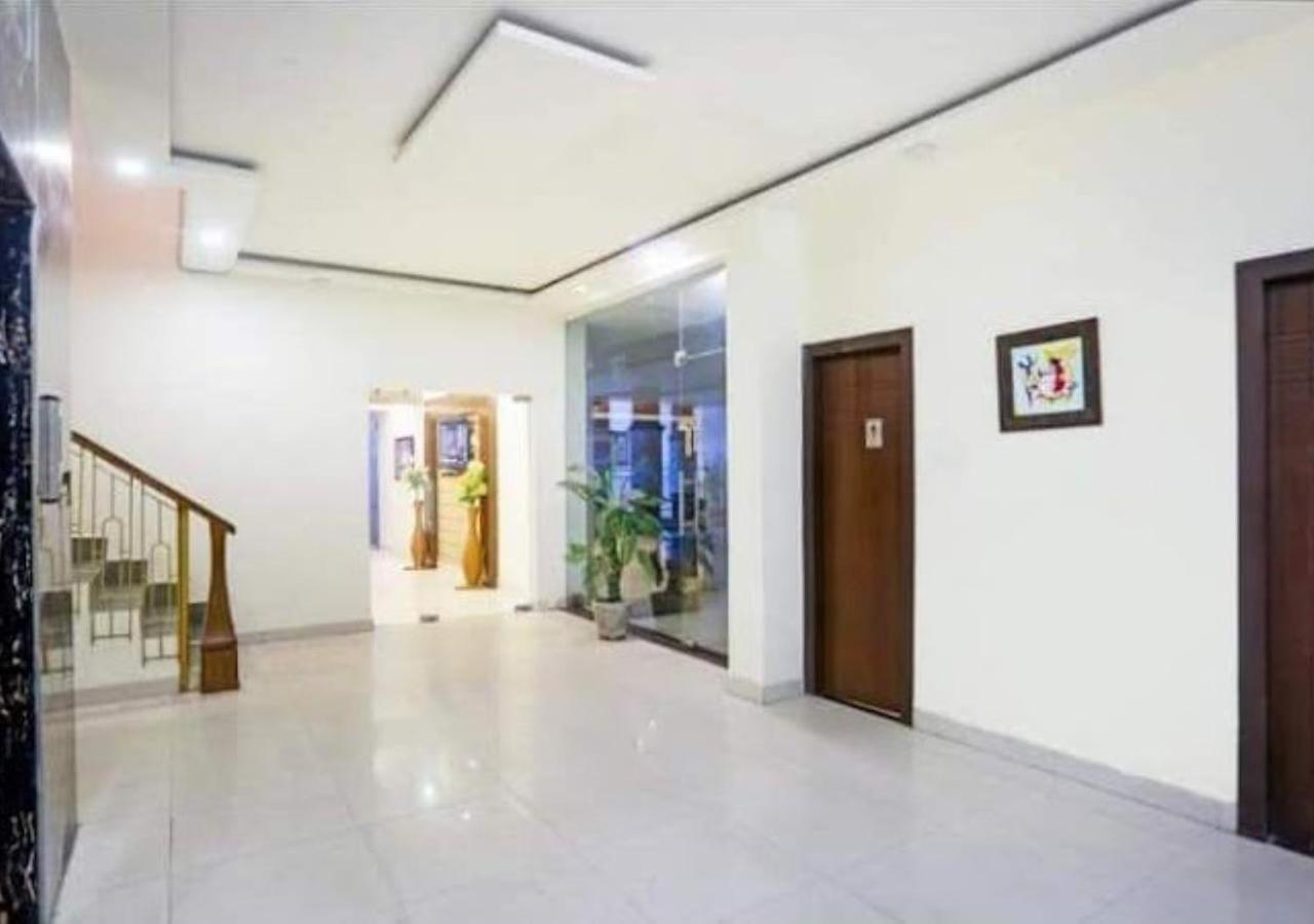 Hotel Zion Inn Varanasi Exterior photo