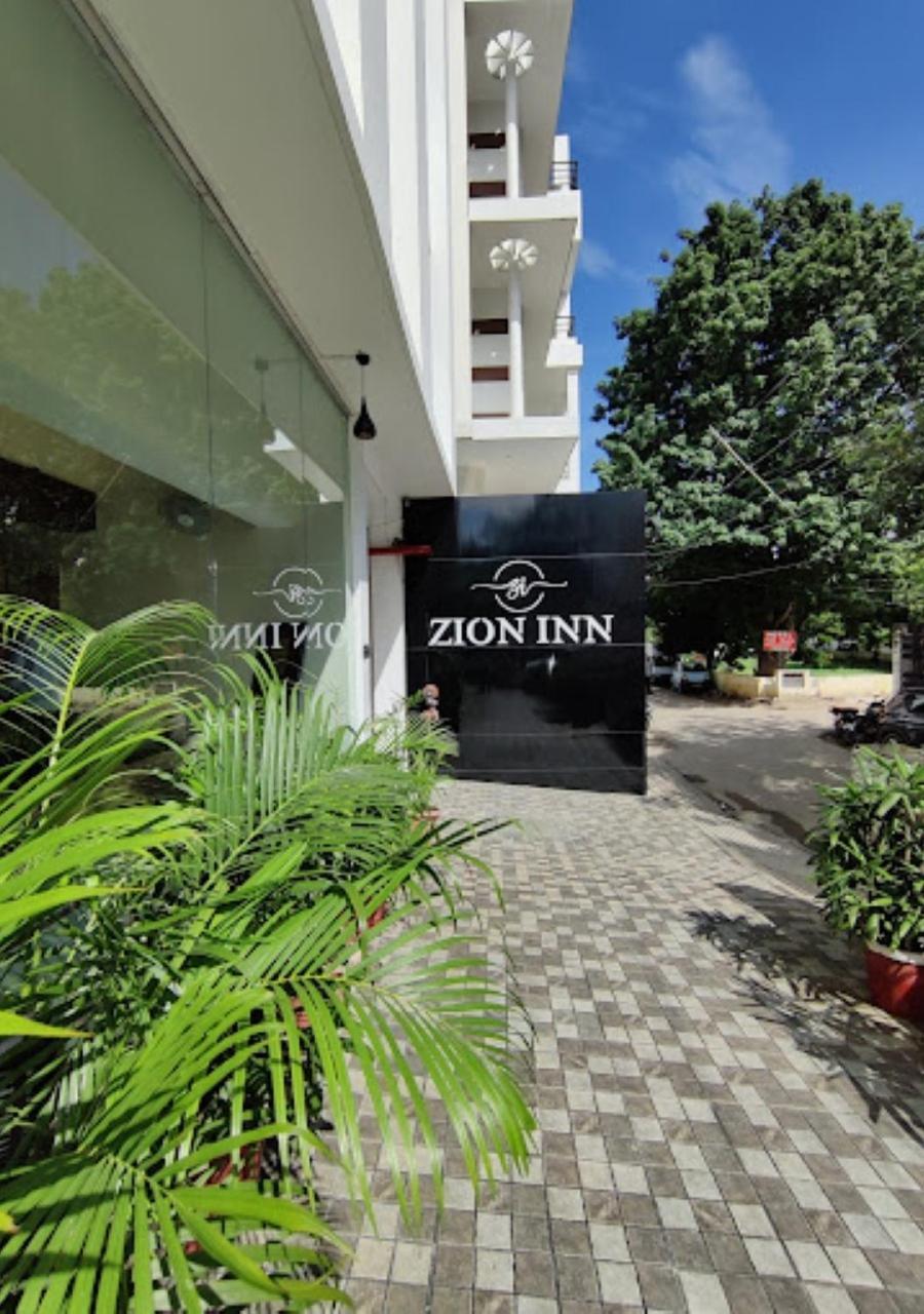 Hotel Zion Inn Varanasi Exterior photo